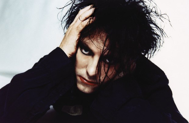 The-Cure-Robert-Smith.jpg